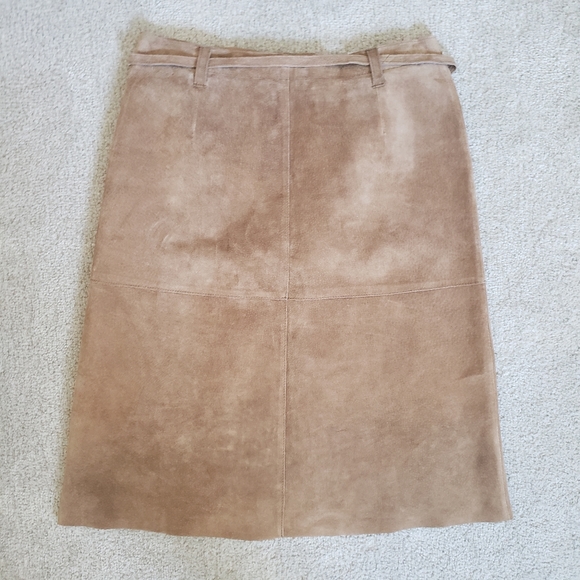 Two Piece Matching Leather Jacket & Skirt Set - Picture 6 of 11